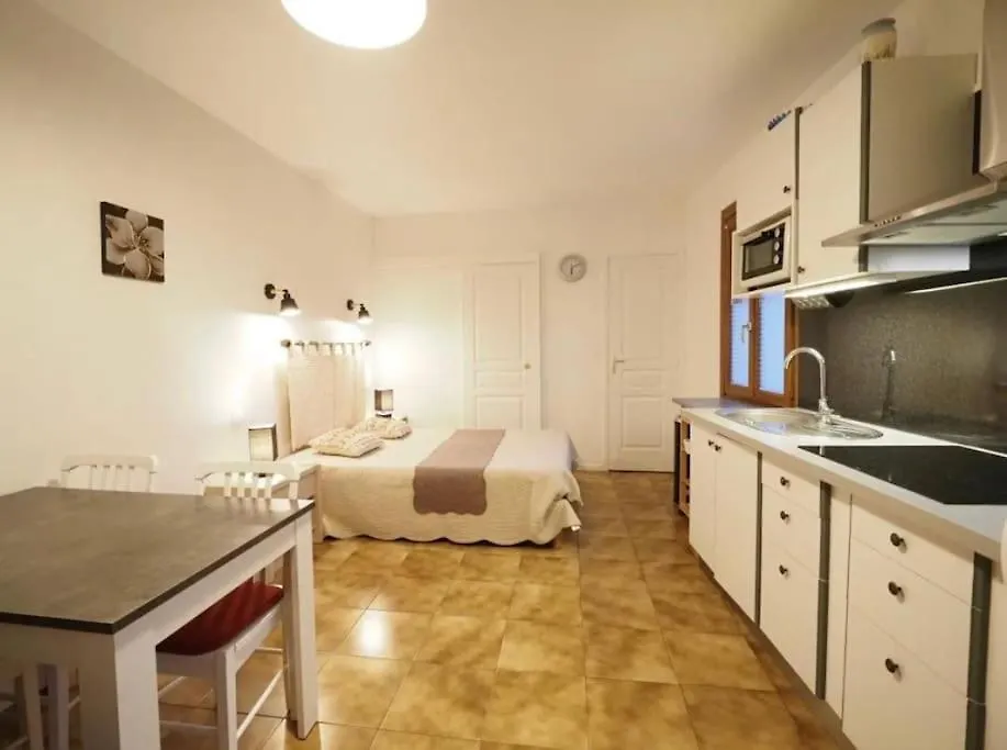 Studio Meuble Avec Terrasse Gréoux-les-Bains Appartement